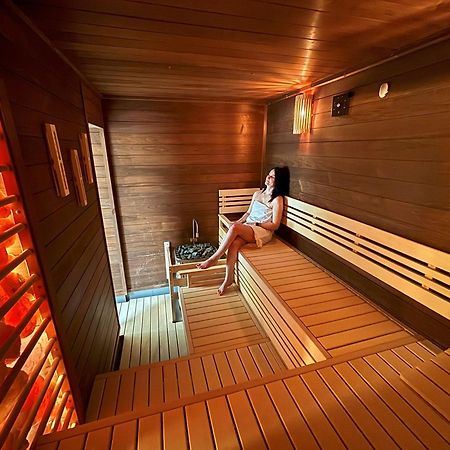 Hotel Jirinka Dolní Morava エクステリア 写真