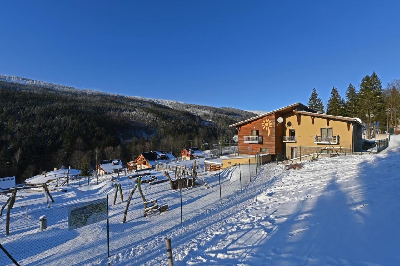 Hotel Jirinka Dolní Morava エクステリア 写真